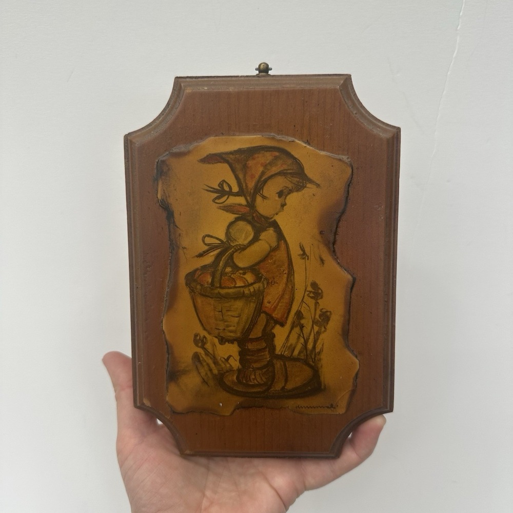 Vintage‎ Hummel Goebel Wood Plaque Wall Hanging Wood '79